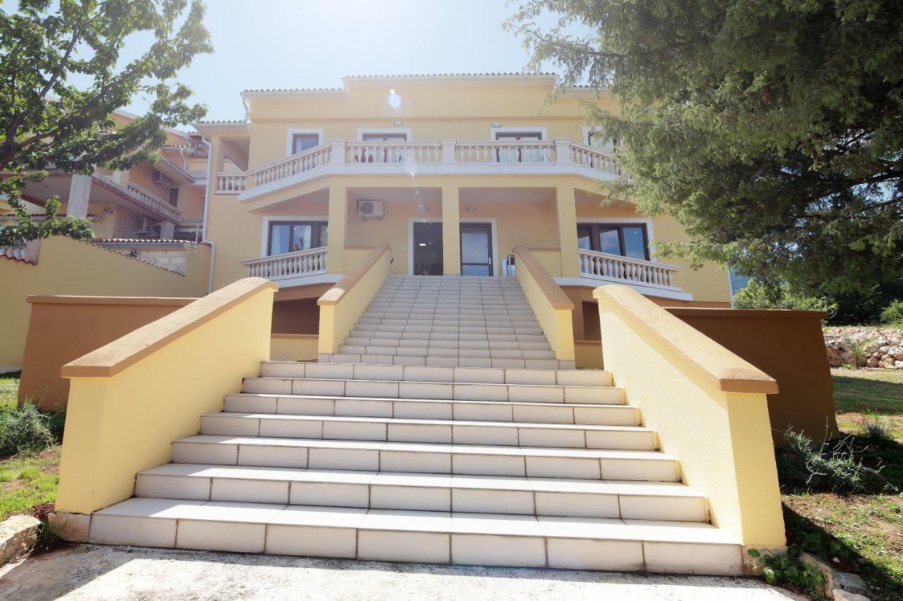 Apartments Galboka Nerezine Exterior foto
