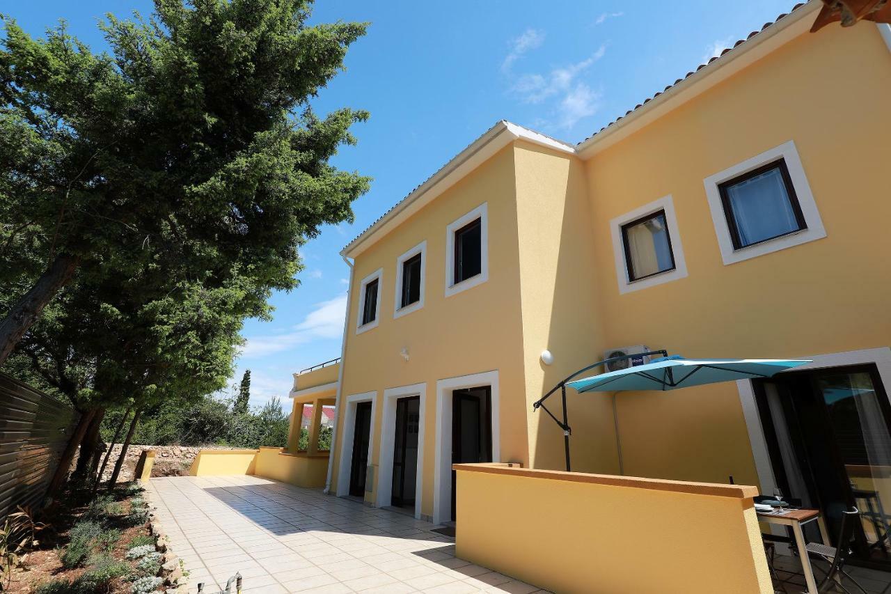 Apartments Galboka Nerezine Exterior foto